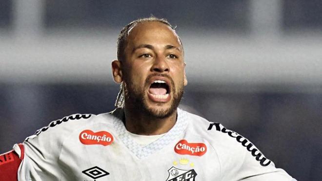 体育平台-包含DWG不断突破！，内马尔连续二十场比赛得分超过出色发挥观众掌声雷动的词条